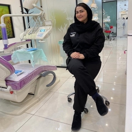 دکتر زهرا شریفی (کلینیک دندانپزشکی تاج نور)